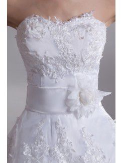 Lace Sweetheart Sweep Train A-line Embroidered Wedding Dress