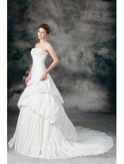 Taffeta Scoop Chapel Train A-line Embroidered Wedding Dress