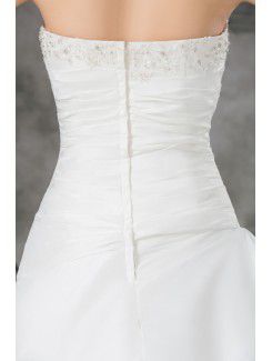 Taffeta Scoop Chapel Train A-line Embroidered Wedding Dress