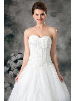 Organza Sweetheart Sweep Train A-line Embroidered Wedding Dress