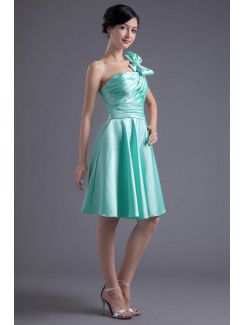 Satin One-Shoulder A-line Knee-Length Bow Cocktail Dress