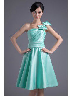 Satin One-Shoulder A-line Knee-Length Bow Cocktail Dress