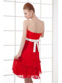 Chiffon Strapless A-line Knee-length Sash Cocktail Dress