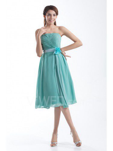 Chiffon Strapless Knee Length A-line Hand-made Flower Cocktail Dress