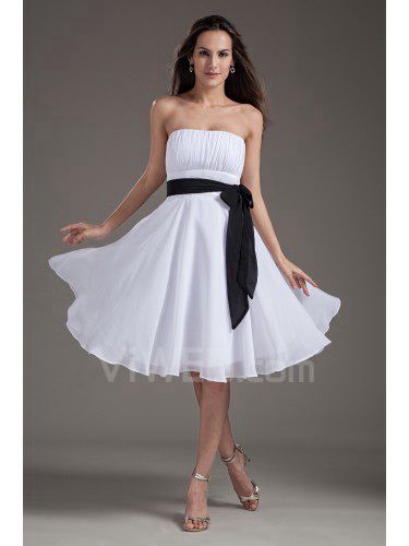 Chiffon Strapless Column White Knee Length Sash Cocktail Dress