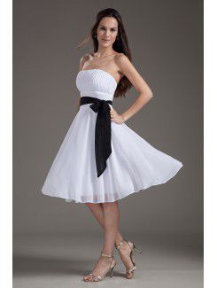 Chiffon Strapless Column White Knee Length Sash Cocktail Dress