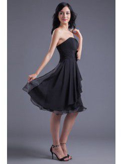 Chiffon Strapless Sheath Knee Length Hand-made Flower Cocktail Dress