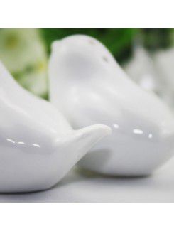 "Love Birds In The Window" Ceramic Salt & Pepper Shakers Wedding Favor (Set of 2)