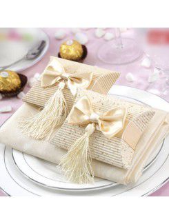 Classic Wedding Favor Box With Tassels (Set of 12)