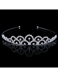 Upea metalliseos zircons ja rhinestiones morsiamen tiara