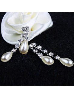 Flower Rhinestones and Pearls Ladies' Wedding Jewelry Set, Including Necklace and Earrings