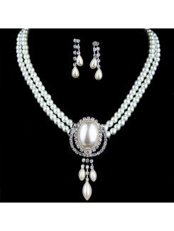 Shining Pearls and Rhinestones Wedding Jewelry Set, Including Earrings and Necklace