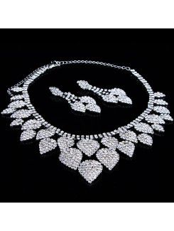 Luxurious Wedding Jewelry Set, Including Headpiece,Earrings and Necklace with Alloy and Rhinestones