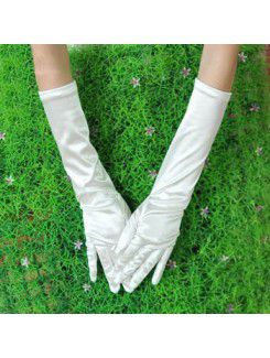 Fingertips Bridal Gloves 024