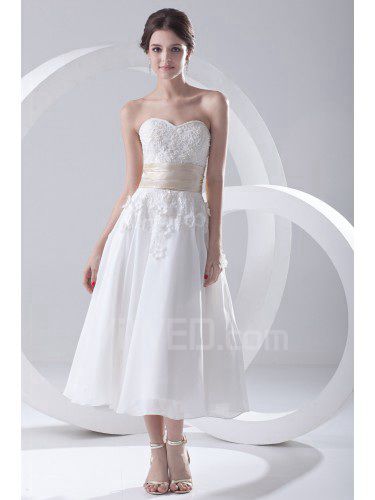 Chiffon Sweetheart A-line Tea-Length Embroidered Cocktail Dress