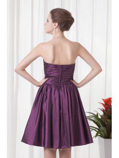 Taffeta Sweetheart A-line Knee-Length Gathered Ruched Cocktail Dress